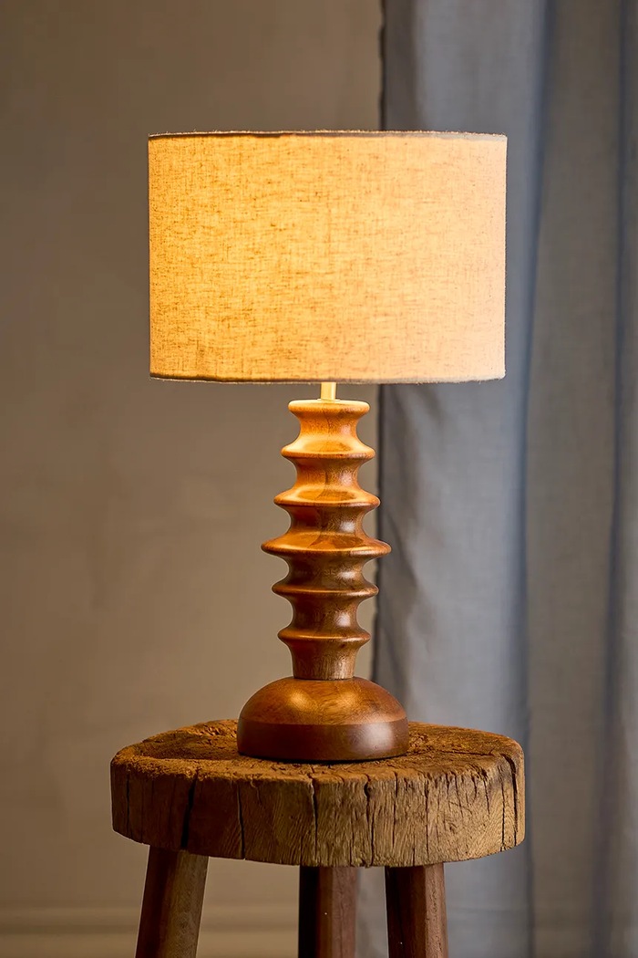 Salon i sypialnia Bloomingville Lampa stołowa z drewna mango 30 x 52 cm 82069382 brązowy