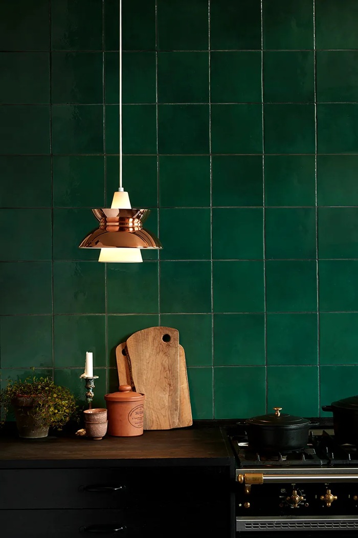 Salon i sypialnia Louis Poulsen lampa wisząca mosiężna Doo-Wop 5741093504 pomarańczowy