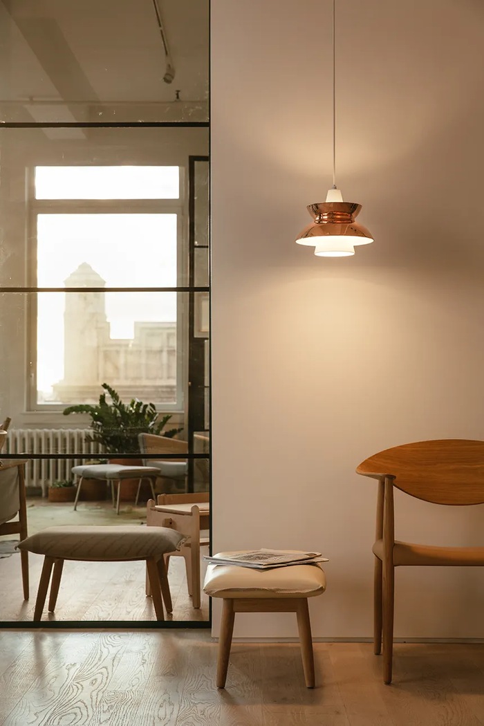 Louis Poulsen lampa wisząca mosiężna Doo-Wop pomarańczowy 5741093504
