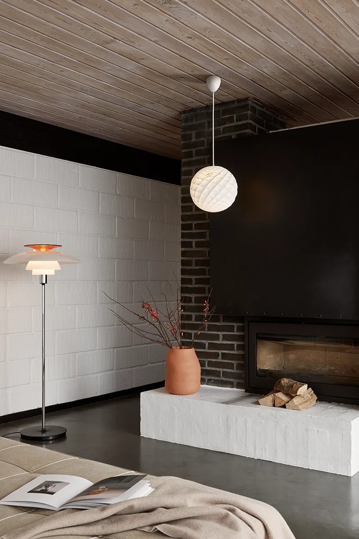 Louis Poulsen lampa wisząca z tworzywa sztucznego Patera 300 biały 5741104545