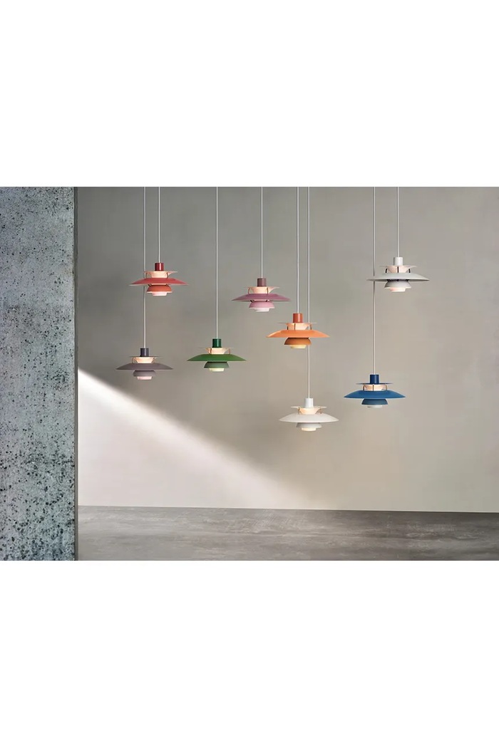 Salon i sypialnia Louis Poulsen lampa wisząca z metalu PH 5 Mini 5741115026 granatowy