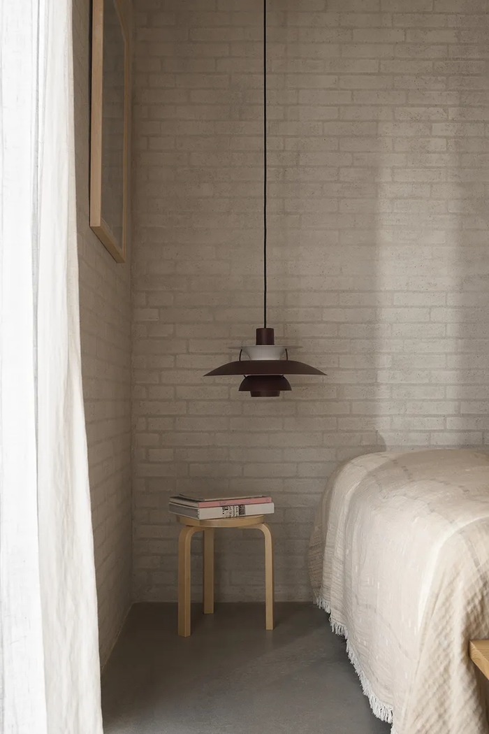 Louis Poulsen lampa wisząca z metalu PH 5 5741115055 bordowy