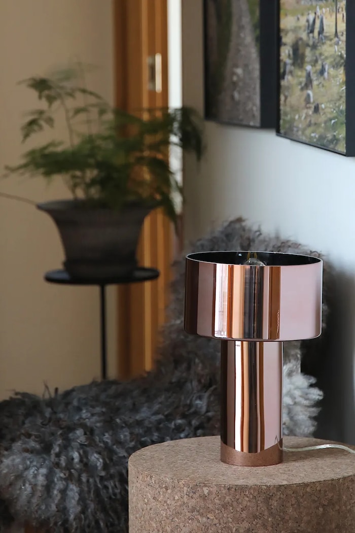 Markslöjd lampa stołowa ze szkła barwionego 32 x 22 x 22 cm 109146 różowy AA00