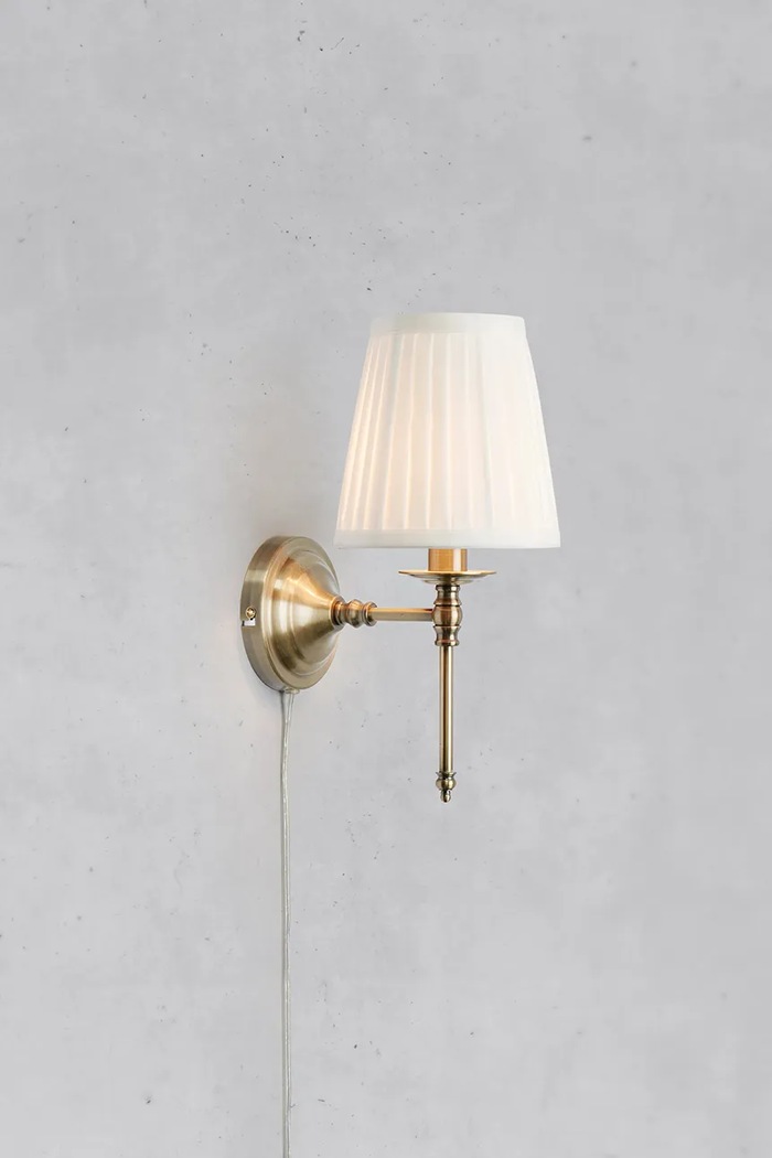 Markslöjd lampa ścienna z żelaza 40 x 18 x 26 cm 108968 złoty AA00