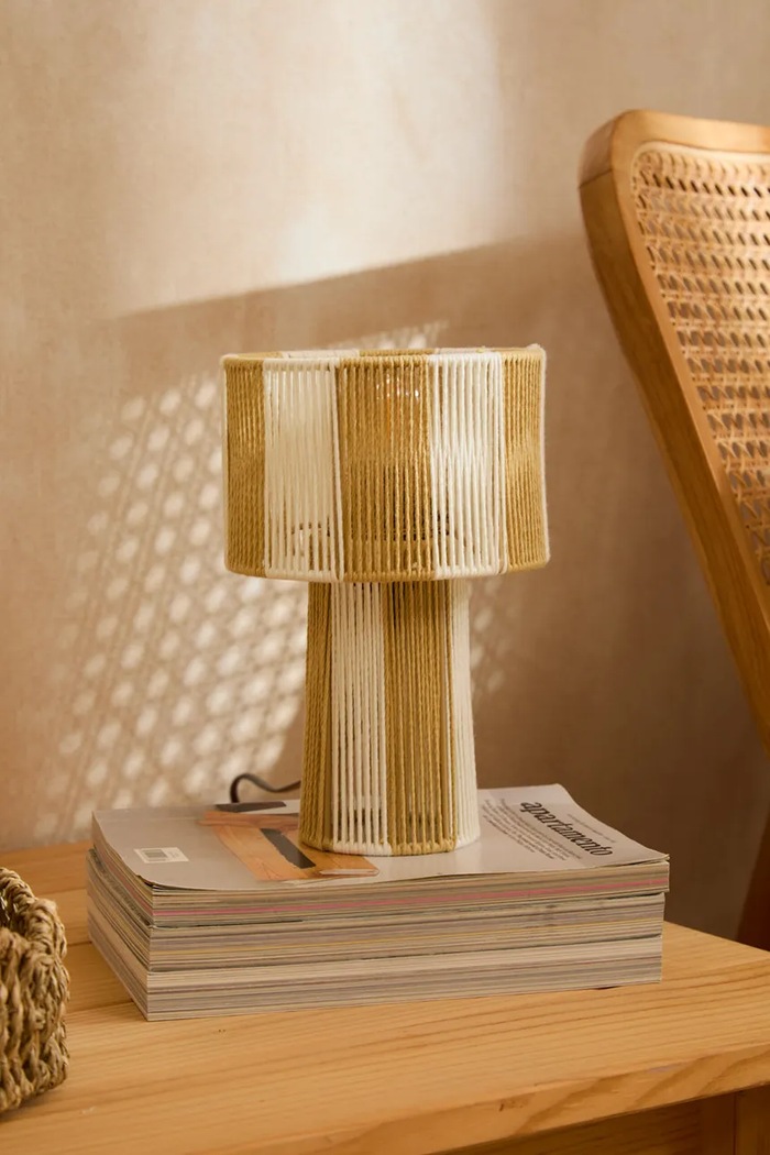 Salon i sypialnia Calma House lampa stołowa bawełniana 23 x 15 cm FARL2315BEI multicolor