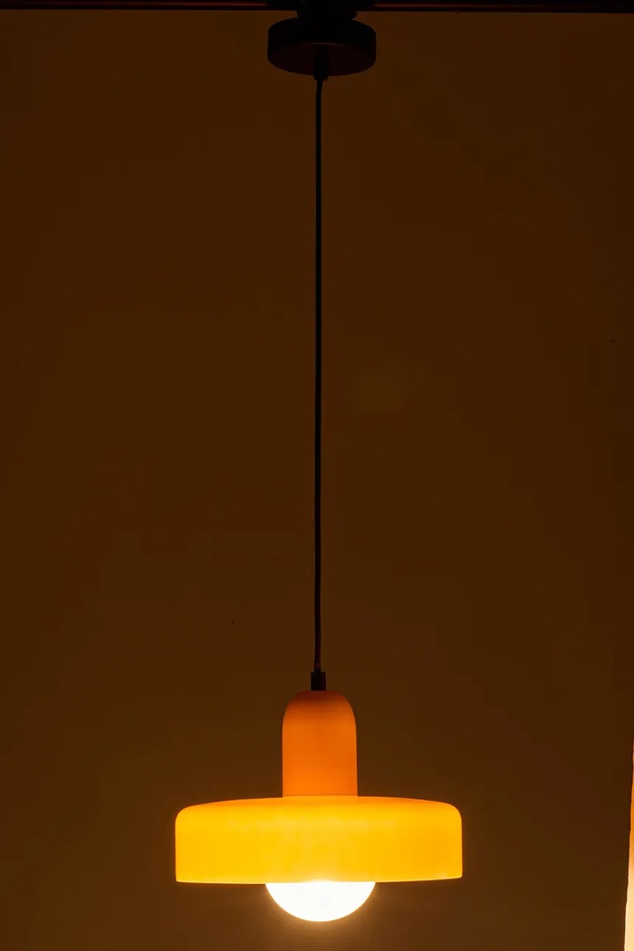 Obývacia izba a spálňa J-Line lampa závesná z farebného skla 25 x 25 x 23 cm 64088 oranžová