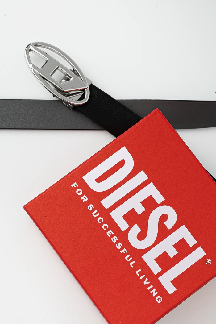 Doplnky Obojstranný kožený opasok Diesel OVAL D LOGO B-1DR W REV II X09874.P1245 čierna