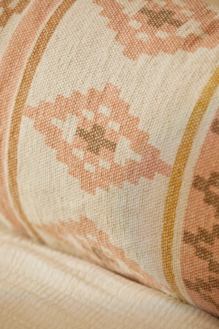 Okrasna prevleka za vzglavnik Calma House Berta BERTA.110.MOS