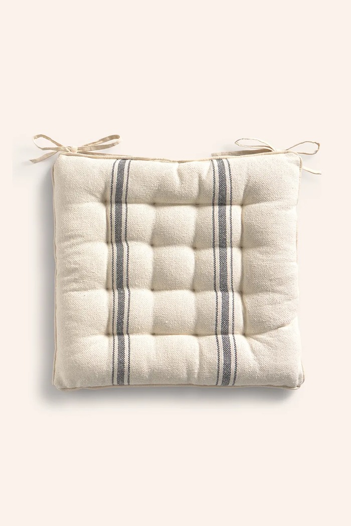 Calma House pernă de scaun din bumbac 40 x 40 x 4 cm bej BARI.40G.GRO