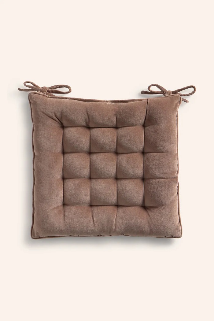 Calma House poduszka na krzesło bawełniana 40 x 40 x 4 cm brązowy VELOUR.40G.MRR
