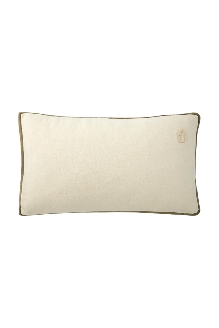 BOSS poszewka dekoracyjna na poduszkę lniana CLAYTON Milk 31 x 55 cm biały 1063372