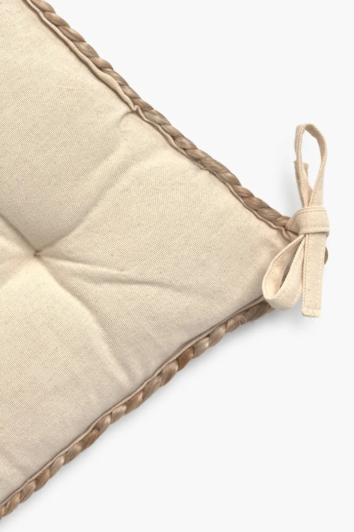 Dnevni boravak i spavaća soba Calma House jastuk za stolicu od jute 40 x 40 x 4 cm URAL.40G.NAT bež