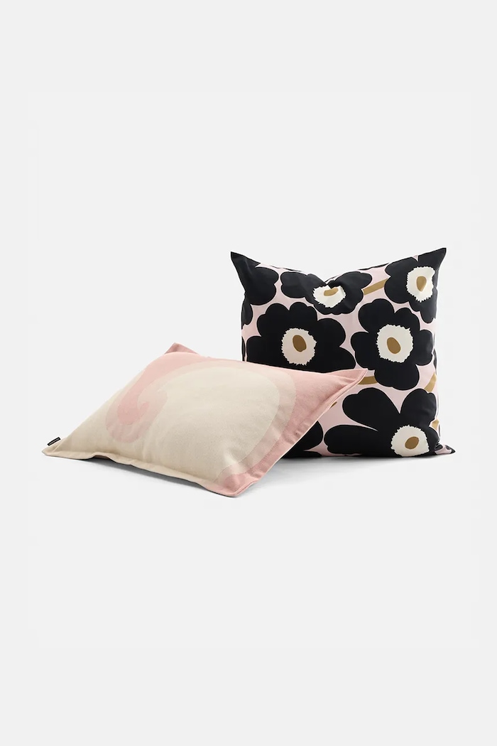 Marimekko μαξιλαροθήκη διακοσμητική από βαμβάκι 40 x 60 cm 075271.310 ροζ AA00
