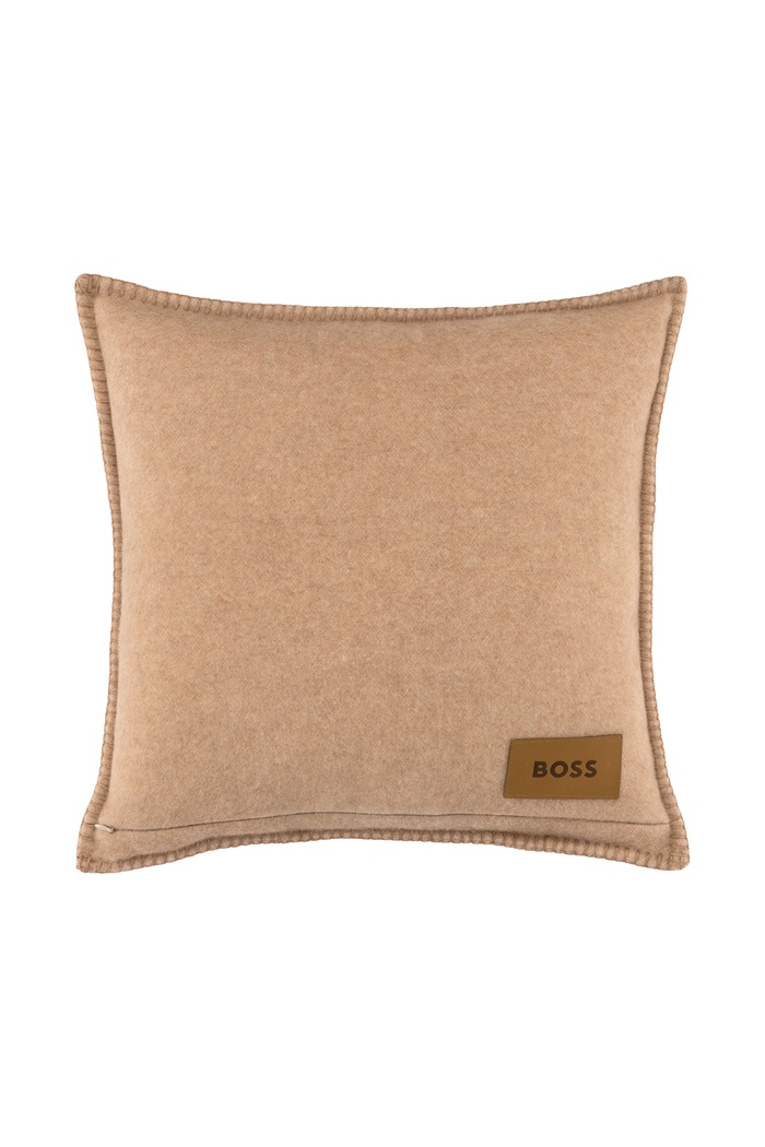 BOSS Poszewka na poduszkę dekoracyjna z wełną SIGNATUR Beige 45 x 45 cm 1072541 beżowy AA00