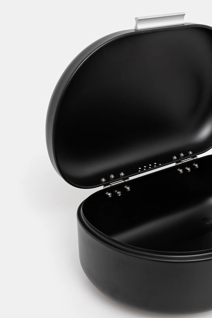 Bucătărie și bar Salt&Pepper raniţă Crust 852030 negru