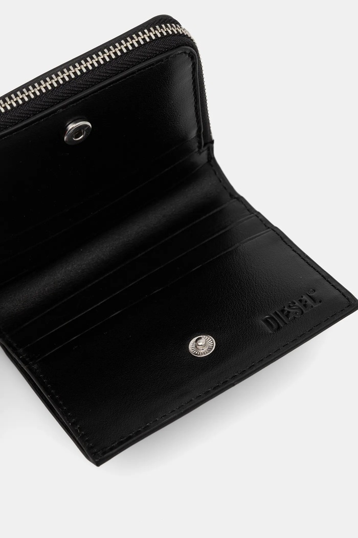 Peňaženka Diesel PLAY PLAY BI FOLD ZIP L čierna X10433.P6255