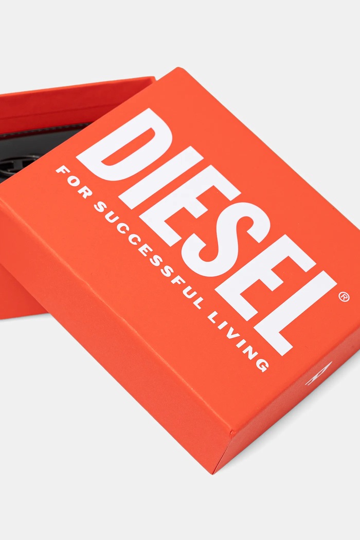 Peňaženka Diesel PLAY PLAY BI FOLD ZIP L X10433.P6255 čierna