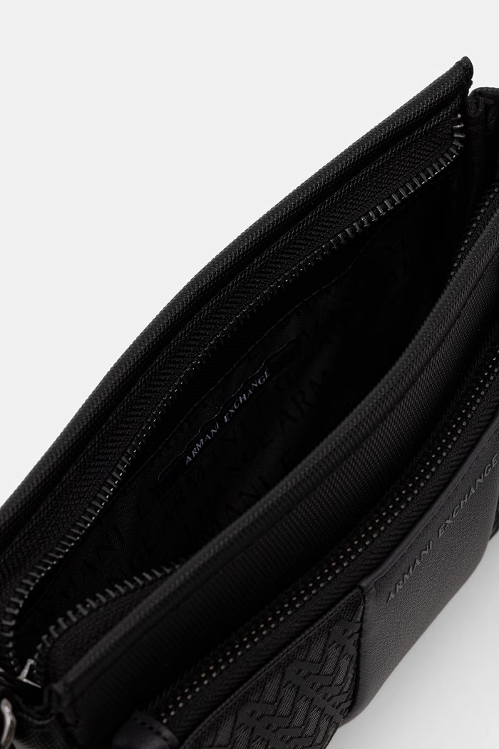 Armani Exchange чанта през рамо мъжка XM003285.AF26691.NOS черен