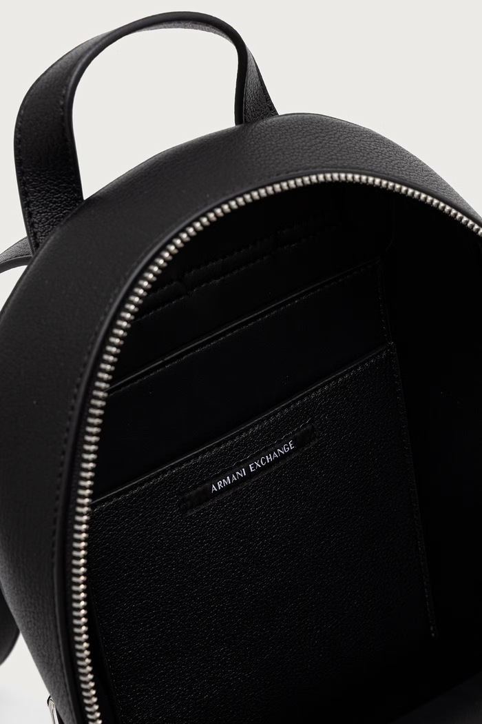 Ruksak dámsky z imitácie kože Armani Exchange čierna XW003148.AF26569.NOS