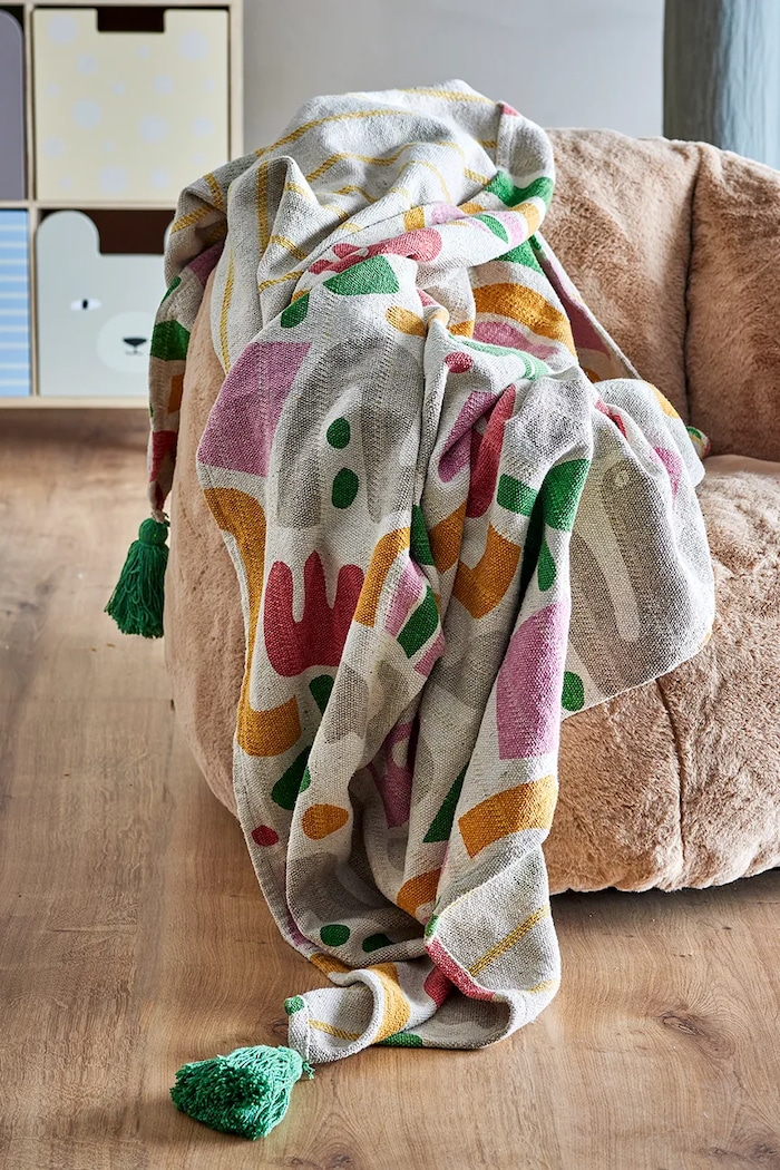 Narzuta z bawełną 160 x 130 cm Bloomingville 82063384 multicolor