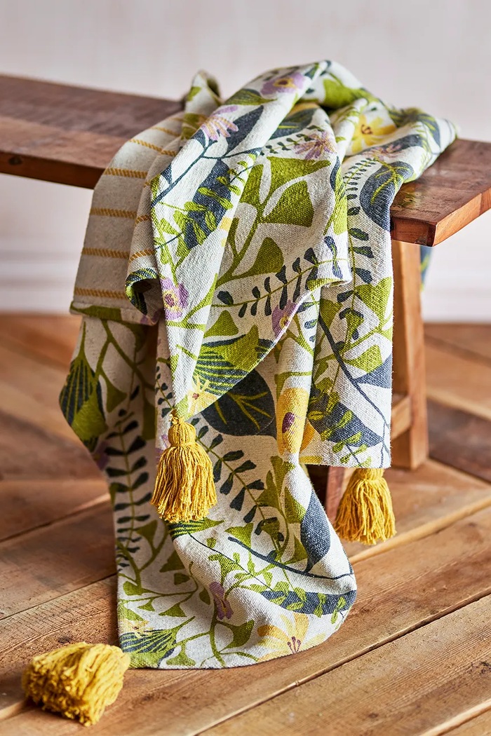 Narzuta z bawełną 160 x 130 cm Bloomingville 82063504 multicolor