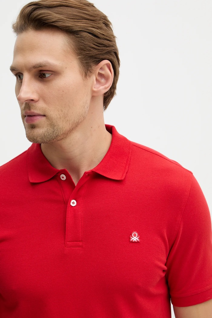 United Colors of Benetton polo majica moška bombažna z elastanom rdeča 3WG9U301Z