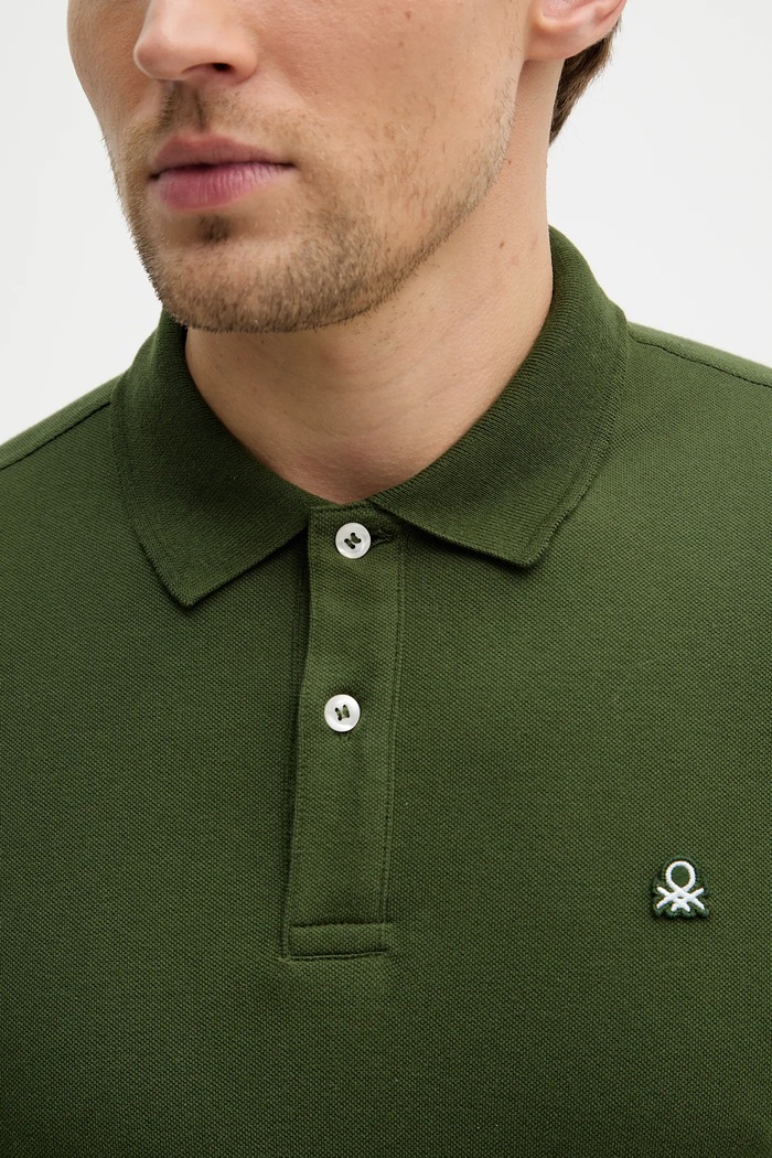 United Colors of Benetton polo majica moška bombažna z elastanom 3WG9U301Z zelena