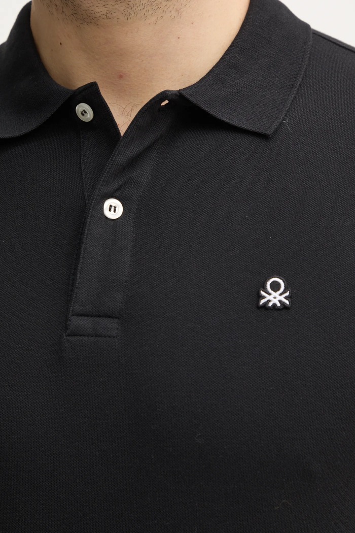 United Colors of Benetton polo majica moška bombažna z elastanom 3WG9U301Z črna