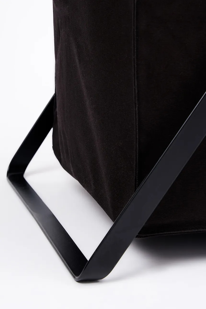 Kôš na bielizeň Yamazaki 45 L čierna 3167.