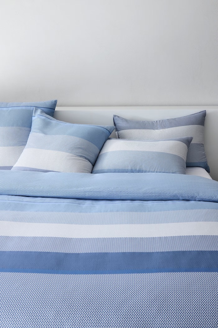 Poszwa na kołdrę bawełniana LOGAN Denim 240 x 220 cm BOSS niebieski 1074241