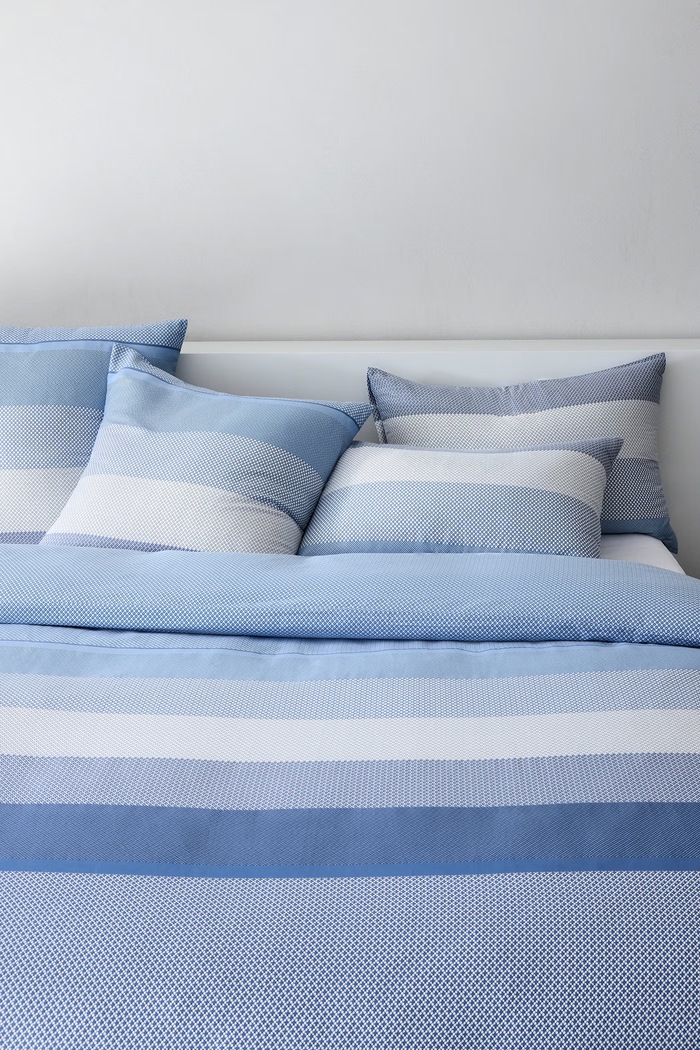 Poszwa na kołdrę bawełniana LOGAN Denim 140 x 200 cm BOSS niebieski 1074239