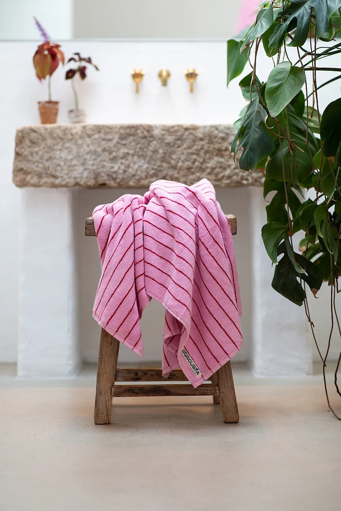 Veľký bavlnený uterák Bongusta Naram 100 x 150 cm BON32.001 ružová