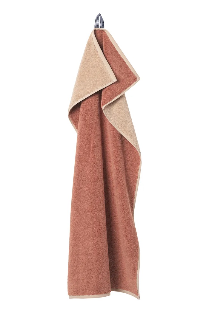 Ferm Living stredne veľký bavlnený uterák 70 x 140 cm oranžová 1104272800
