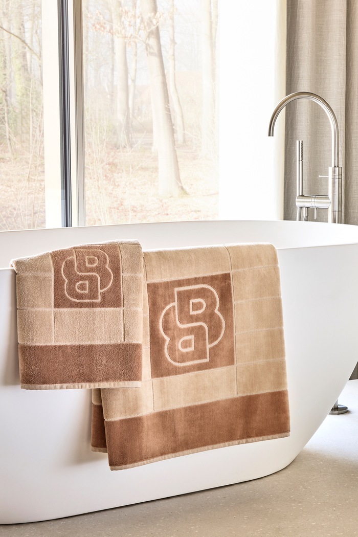 BOSS Ręcznik średni bawełniany DOUBLEB Beige 90 x 150 cm 1072573