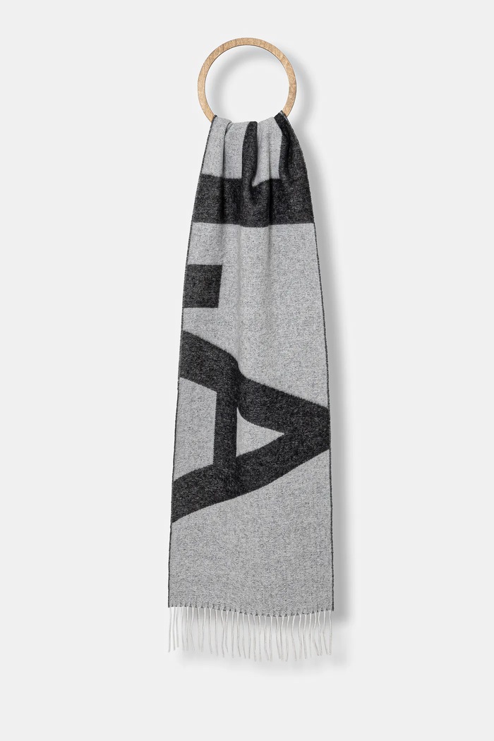 A.P.C. wool scarf WOAOV.M15176 black AA00