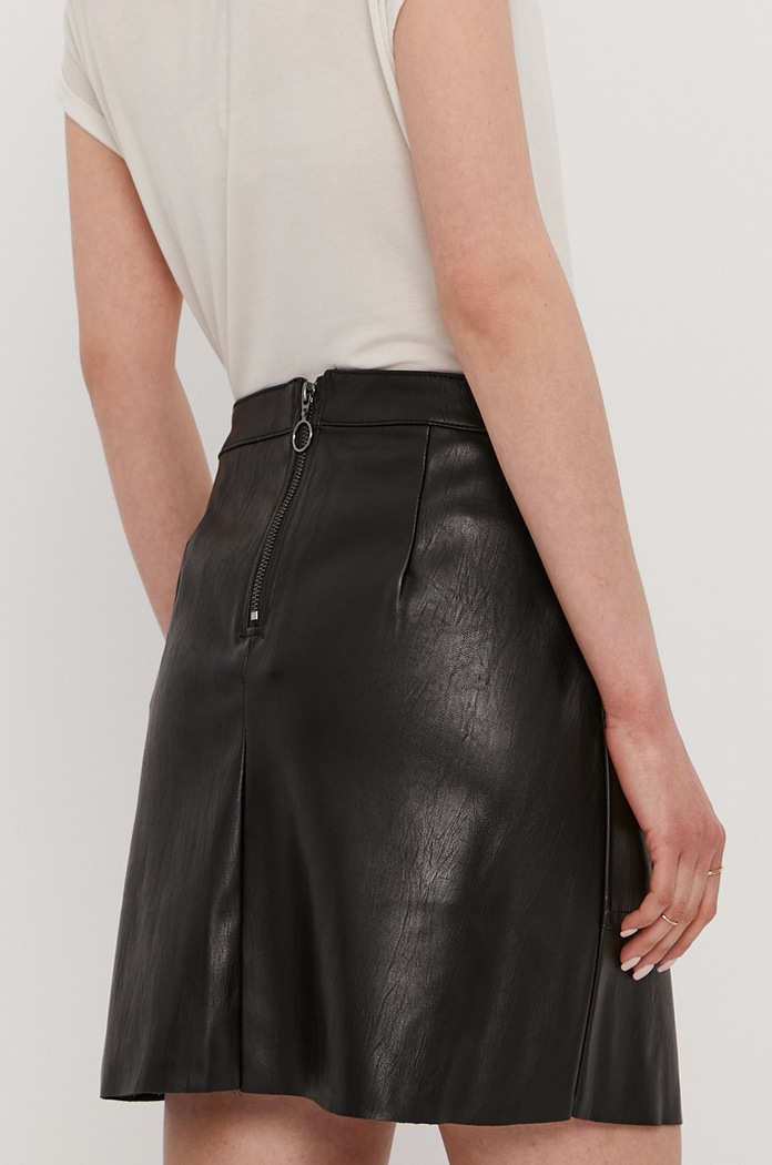 Oblečenie Sukňa Vero Moda 10232652 čierna