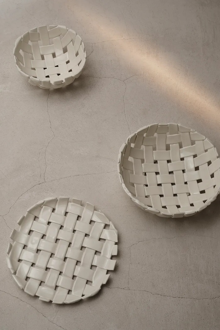 Kuchyň a bar Dekorativní talíř ferm LIVING Plait Platter 1104269920 bílá