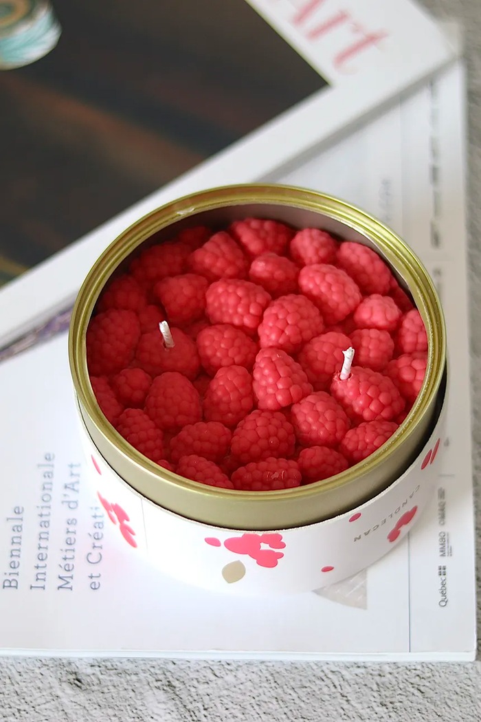 Αρωματικό κερί CandleCan Sweet Raspberries Candle 290 g can.raspberries ροζ