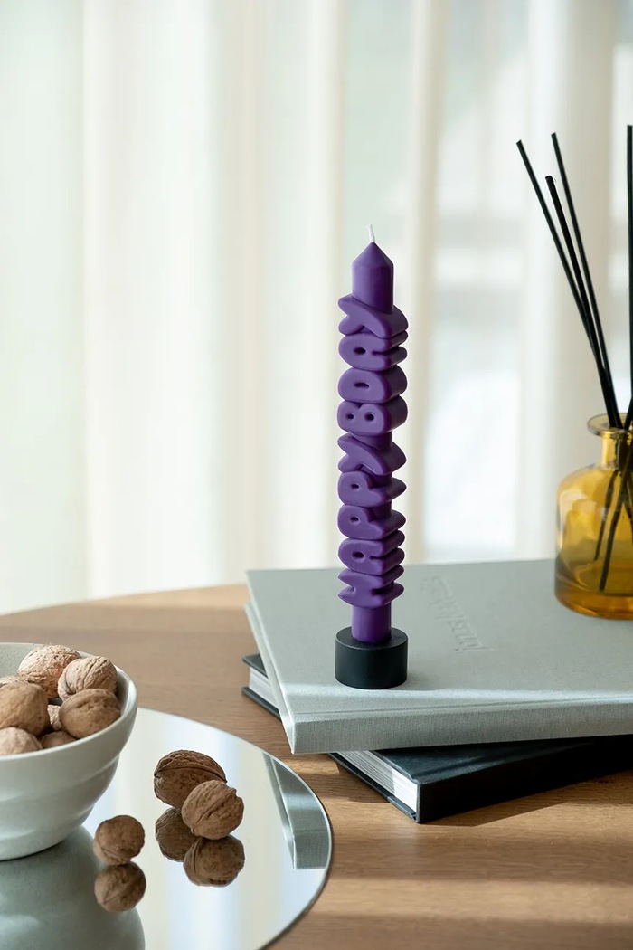 Home SPA CandleHand lumânare decorativă Happy Birthday 23 cm tp.hap.indigo violet