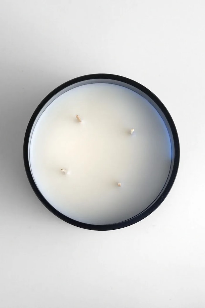 Home SPA La Mania lumânare aromată Leather&Amber 500 g 5905549432464 bleumarin