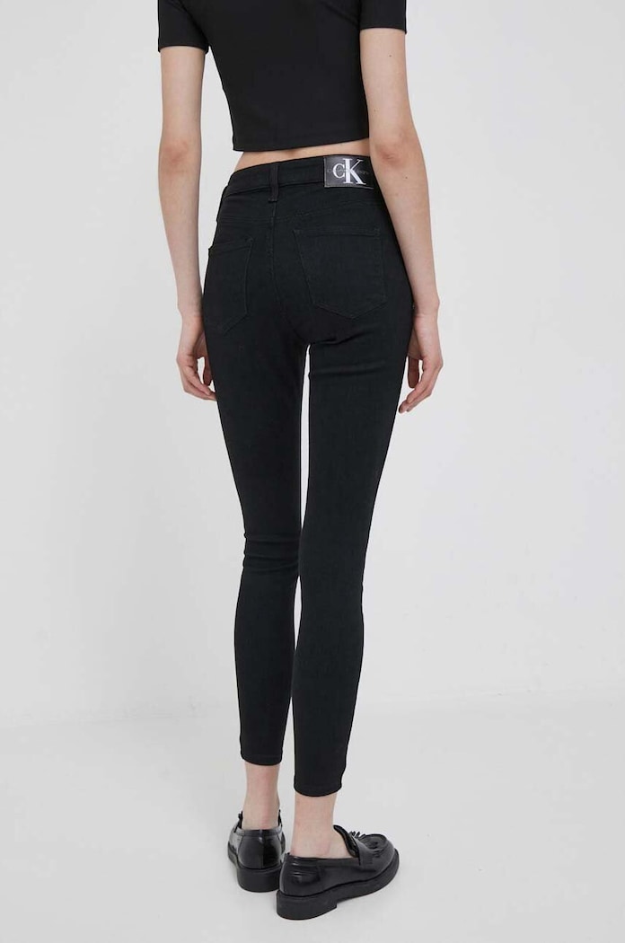 Oblečenie Rifle Calvin Klein Jeans J20J221587 čierna