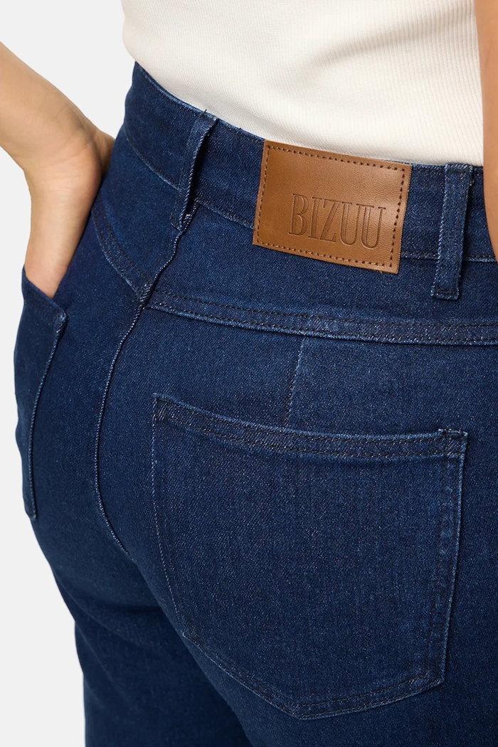BIZUU jeansy flare damskie BELINNA granatowy BELINNA.GRANATOWY