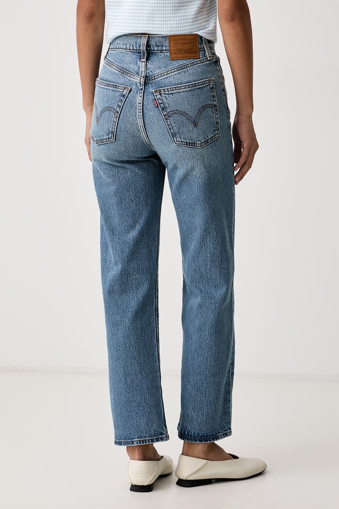 Îmbrăcăminte Levi's Blugi slim fit pentru femei 722 HIGH RISE SLIM 008MC albastru
