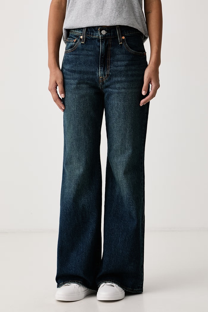 Levi's Jeansy flare damskie RIBCAGE FLARE H226 granatowy 0083R