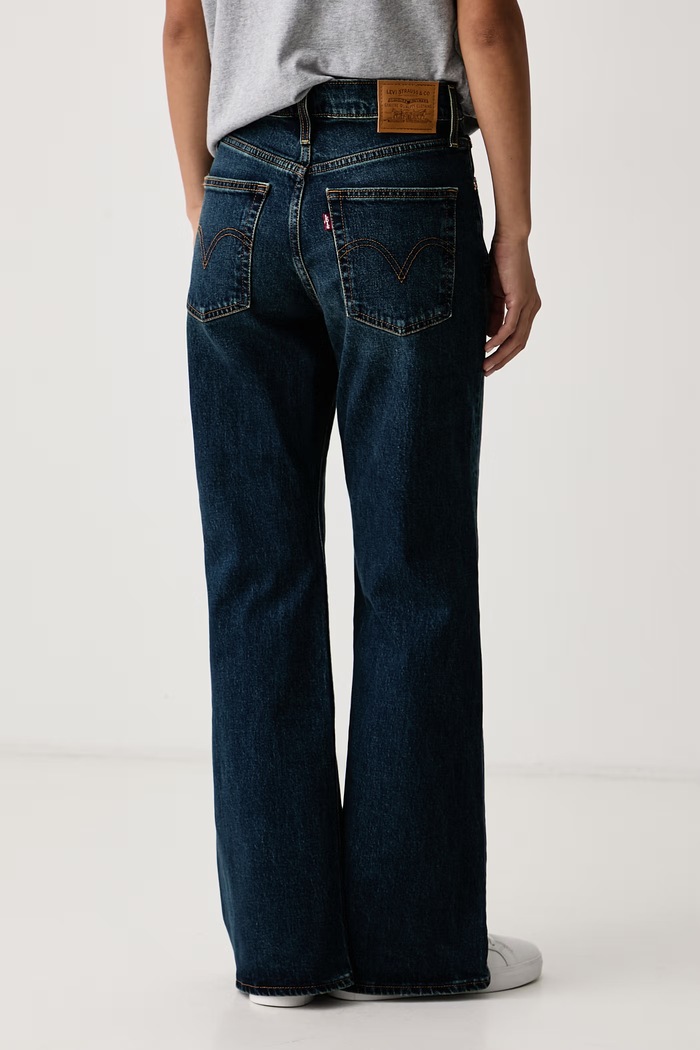 Odzież Levi's Jeansy flare damskie RIBCAGE FLARE H226 0083R granatowy