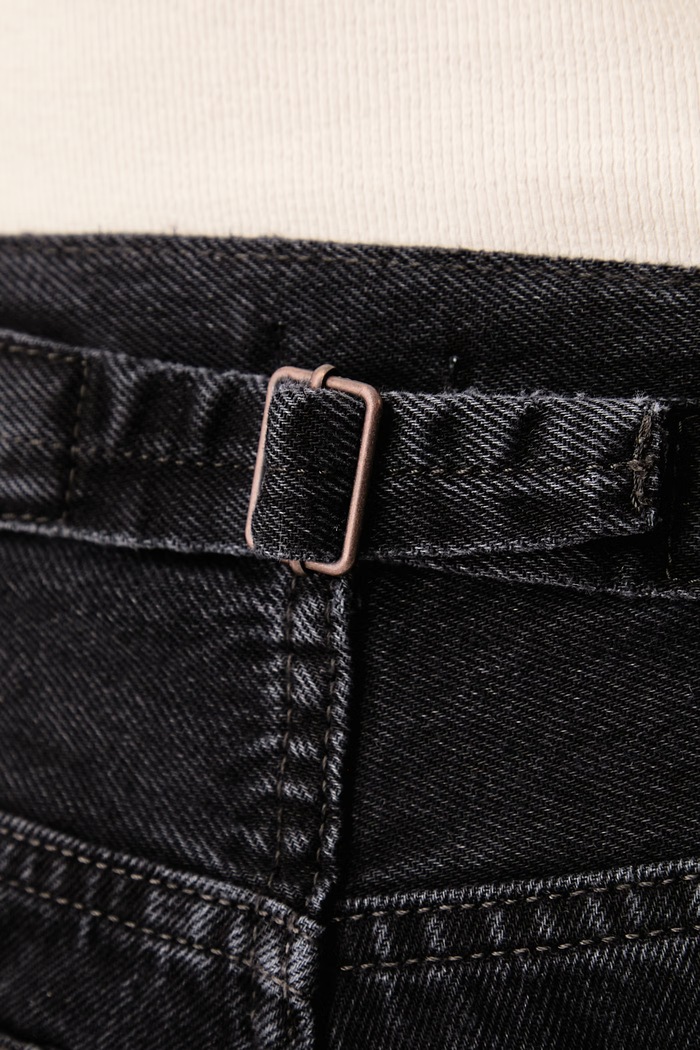 Jeansy loose damskie LOOSE TAPER H226 Levi's 0083N czarny