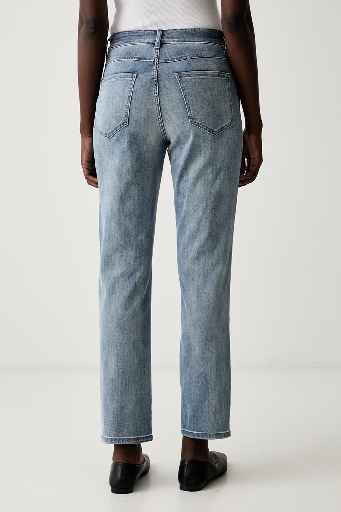 Odzież Joseph Ribkoff jeansy slim fit damskie 251966CO niebieski