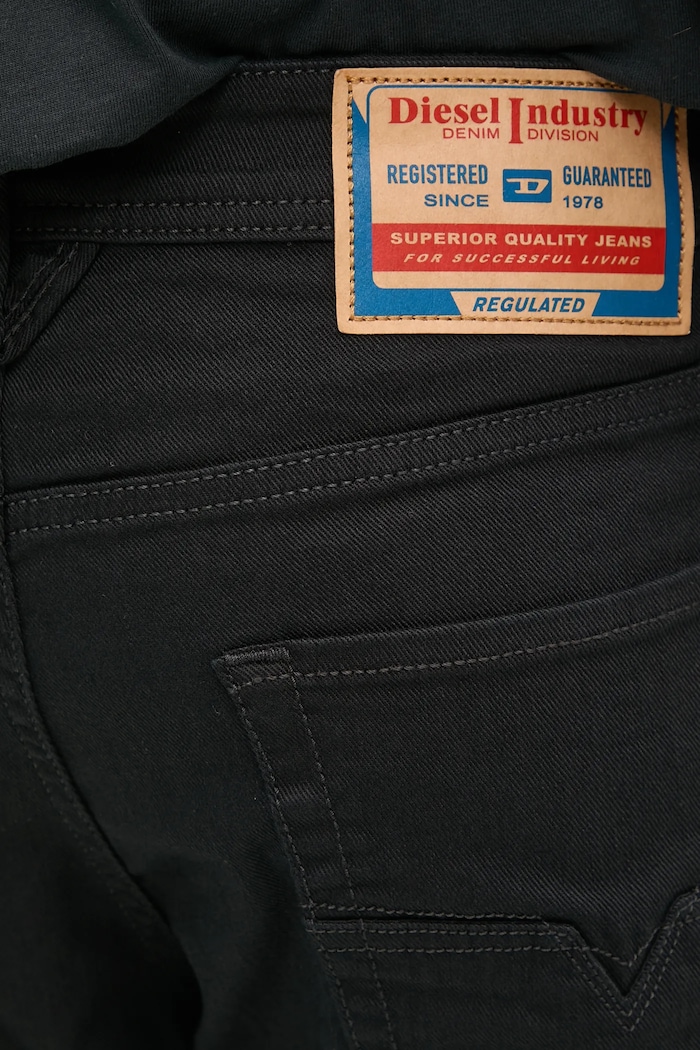 Diesel jeans 1986 LARKEE-BEEX L.32 negru 00SU1X.0688H