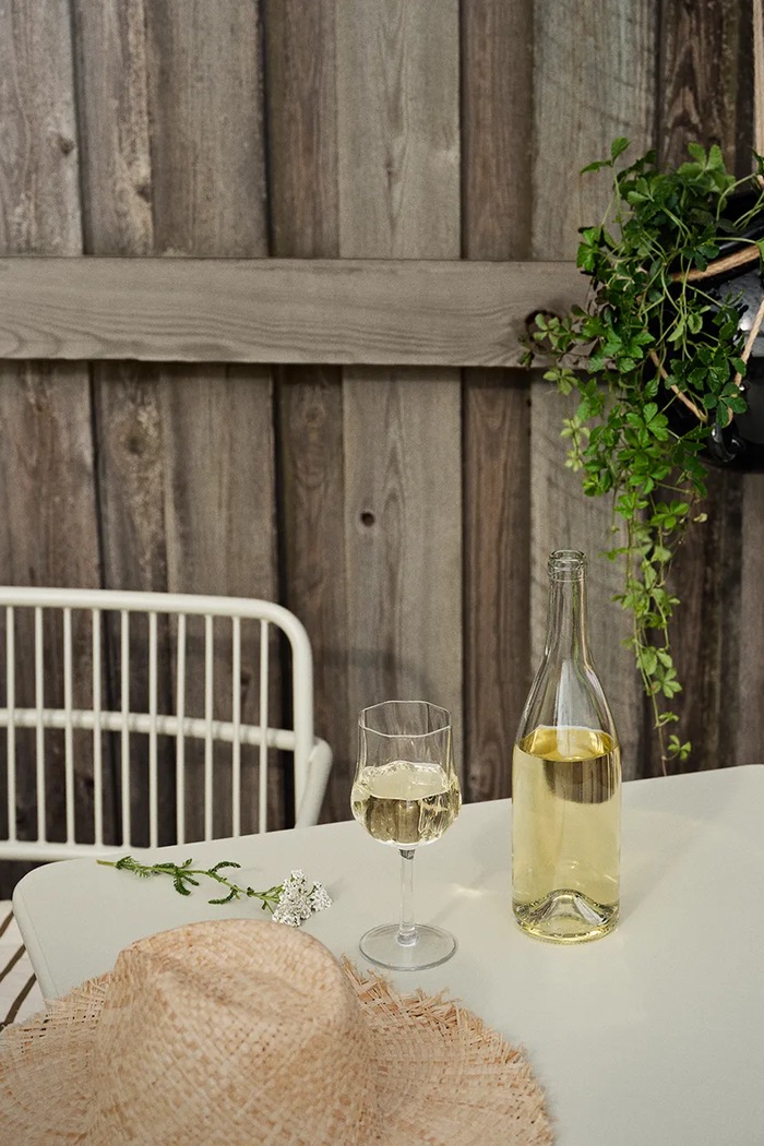 Kieliszek do wina ze szkła dmuchanego Limfjord 300 ml Broste Copenhagen transparentny 14496272