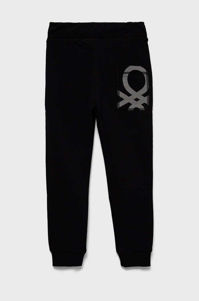 United Colors of Benetton pantaloni de trening din bumbac pentru copii 3J68CF01O.G.NOS negru AA00